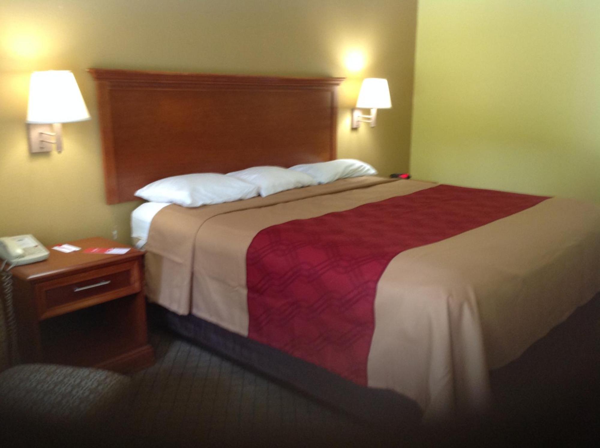 Econo Lodge Picayune Habitación foto